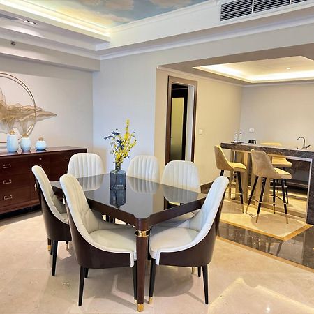 אלכסנדריה Fleet Club Mahrousa מראה חיצוני תמונה A dining room in a luxury apartment