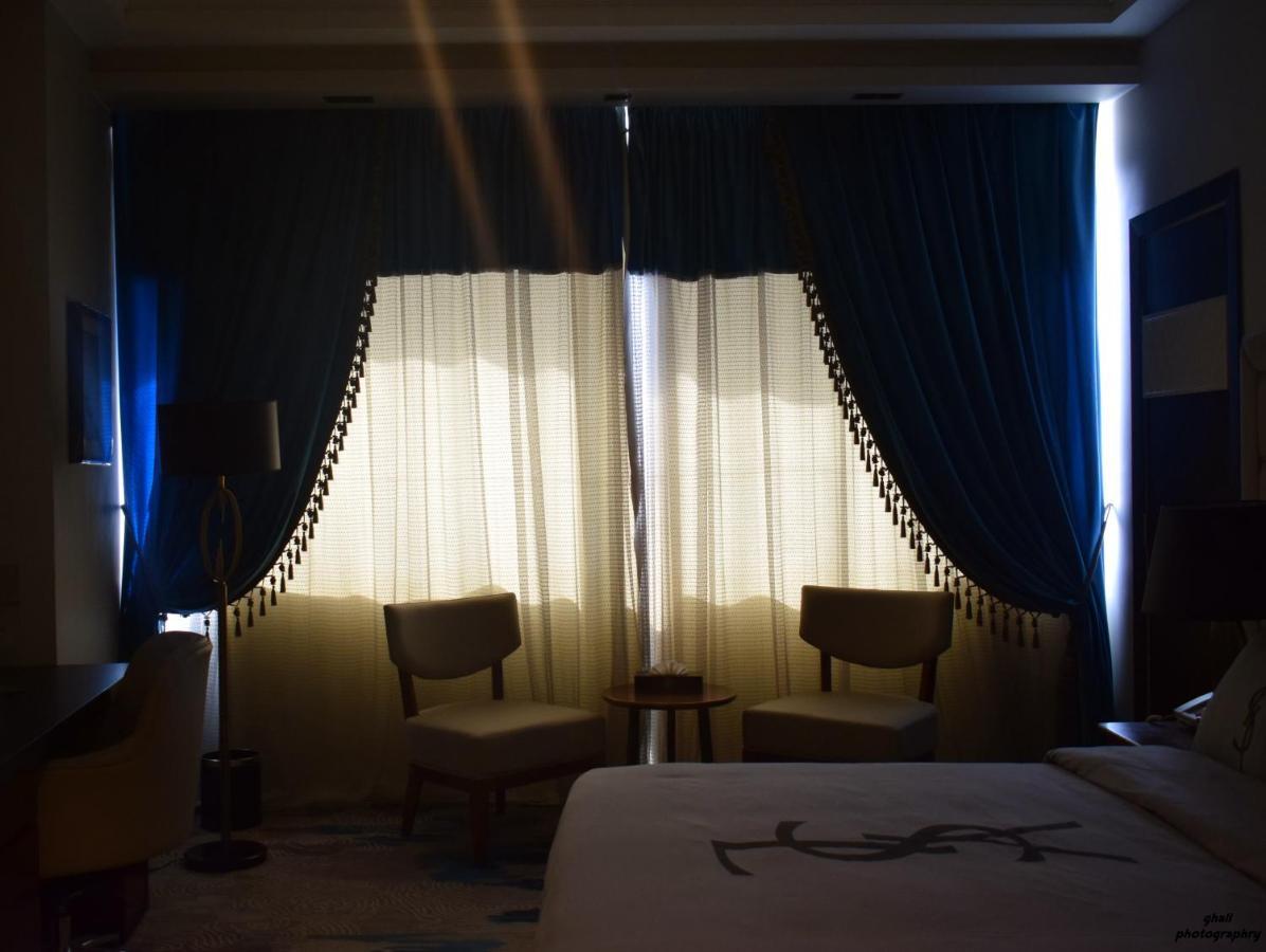 אלכסנדריה Fleet Club Mahrousa מראה חיצוני תמונה Curtains in a bedroom